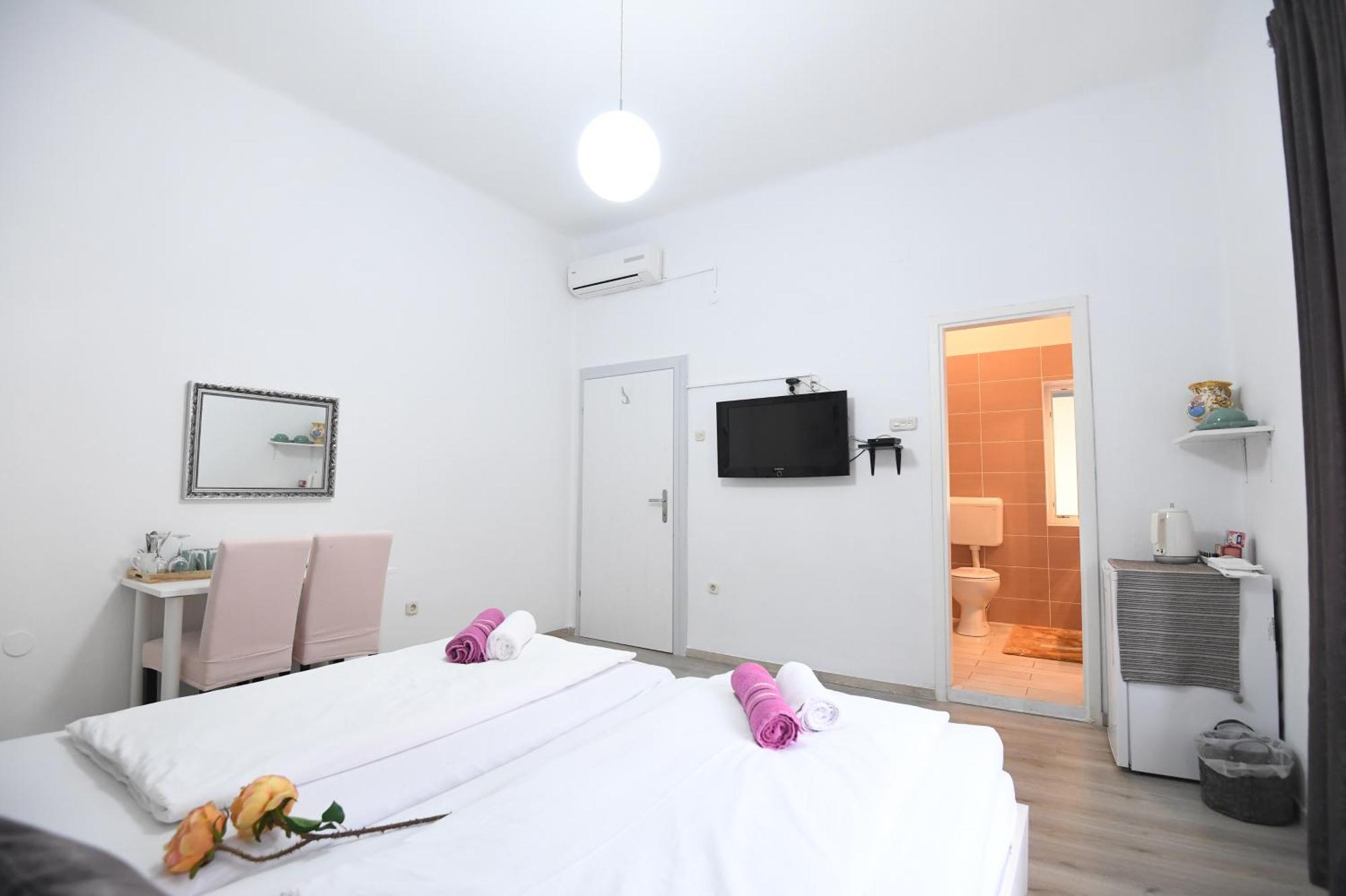 Green Lighthouse Rooms Zadar Exterior photo