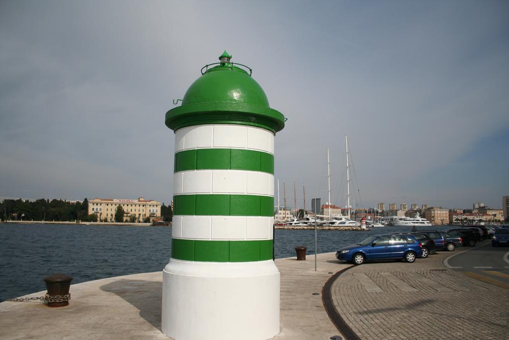 Green Lighthouse Rooms Zadar Exterior photo
